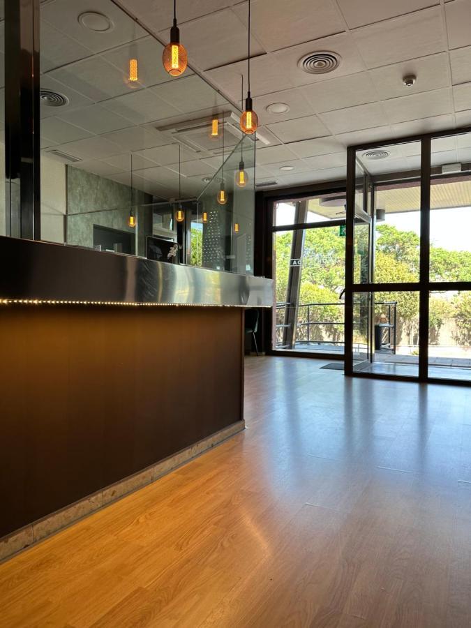 Aparthotel Montcada Zewnętrze zdjęcie