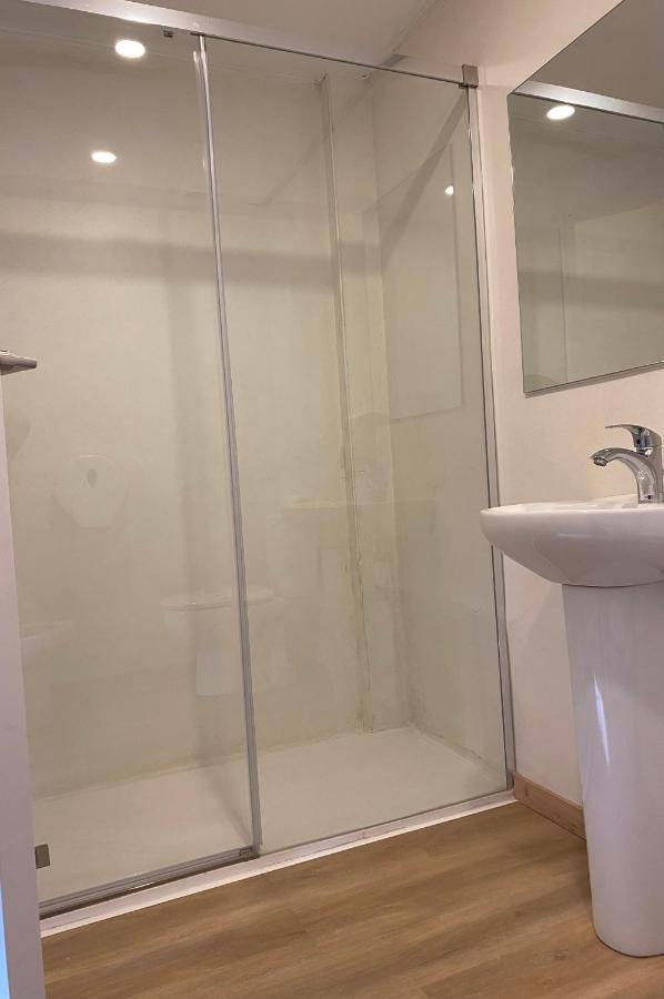 Aparthotel Montcada Zewnętrze zdjęcie