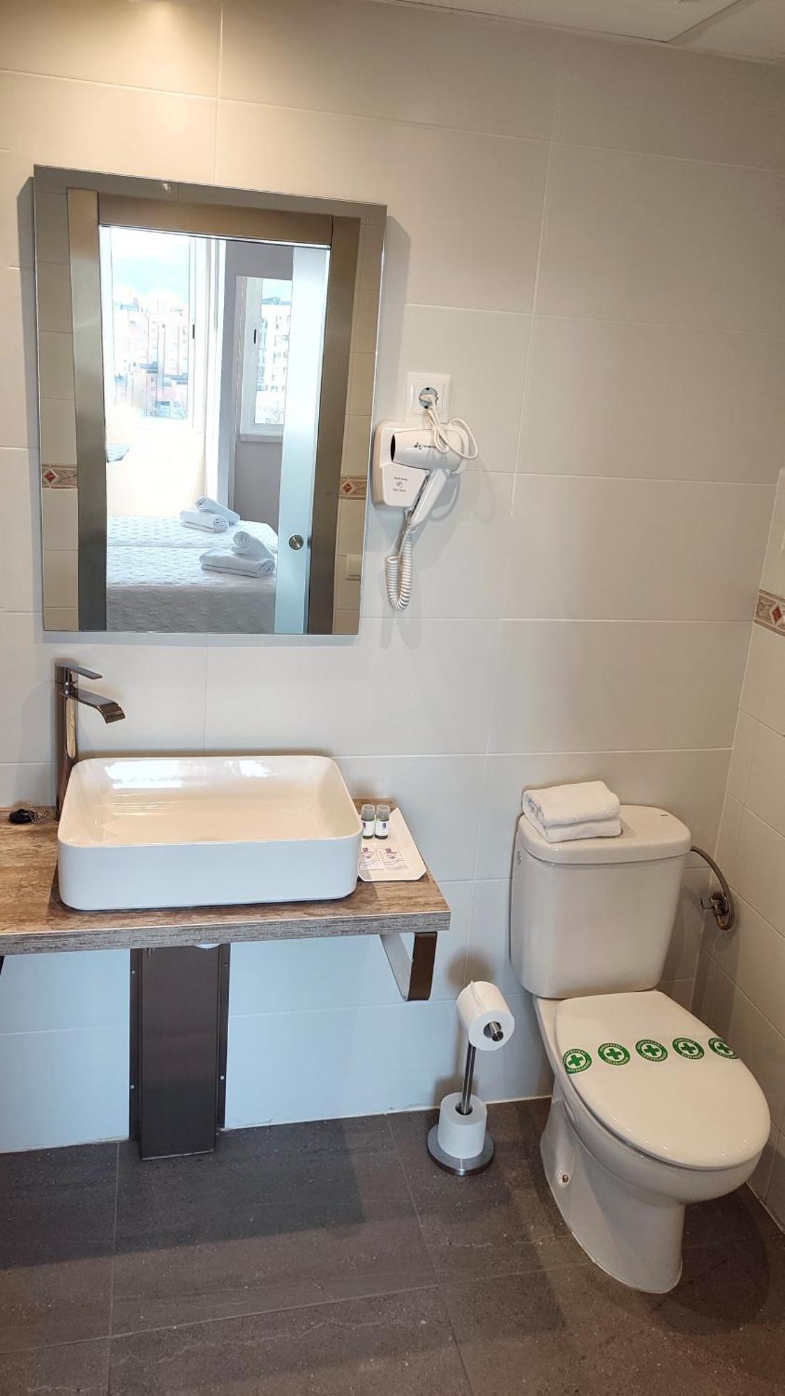 Aparthotel Montcada Pokój zdjęcie